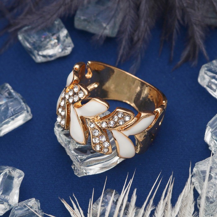 Кольцо "Стиль", цвет белый в золоте, размер 17