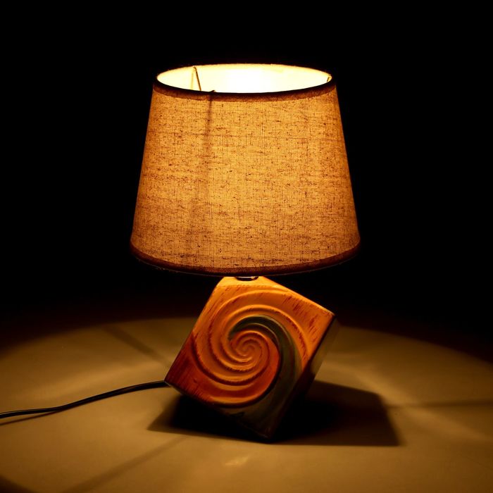 Лампа настольная керамика "Спираль" 220V Е14 32х20х20 см