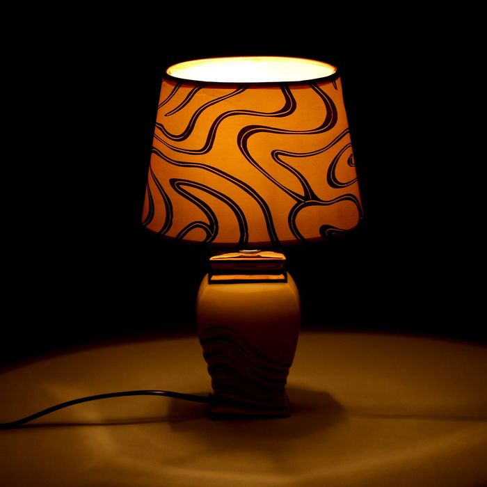 Лампа настольная керамика "Течение" 220V Е14 31х20х20 см