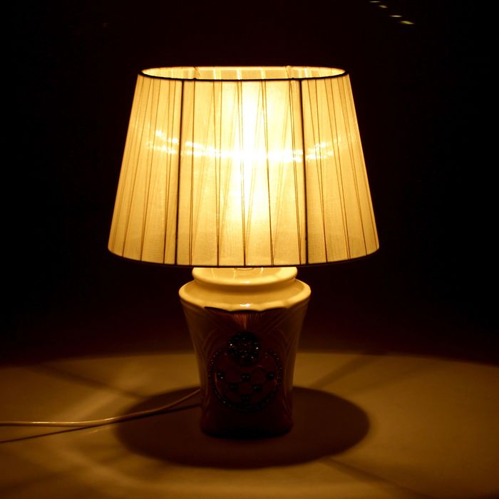 Лампа настольная керамика стразы "Панем" белая 30х25х25 см