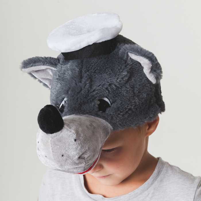 Шапка "Волк в бескозырке" обхват головы 52-57см.