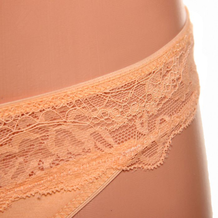 Трусы женсие стринги Iris EFT0113 peche, р-р 2 (42)