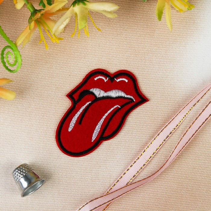 Термоаппликация "Язык", 6*5см, цвет красный