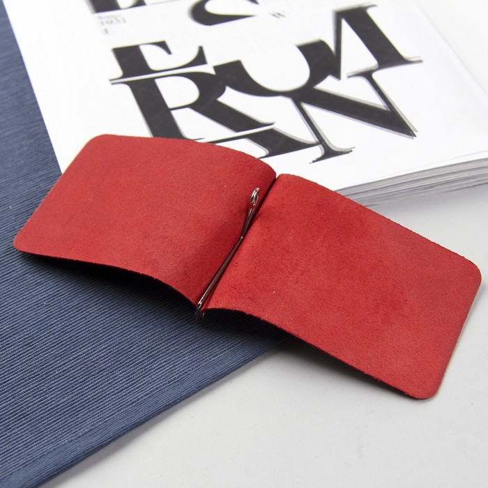 Зажим для купюр, с металлическим зажимом, цвет алый гладкий