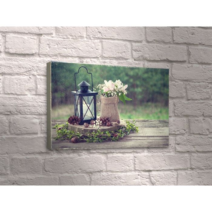 Картина "Фонарь и букет цветов"