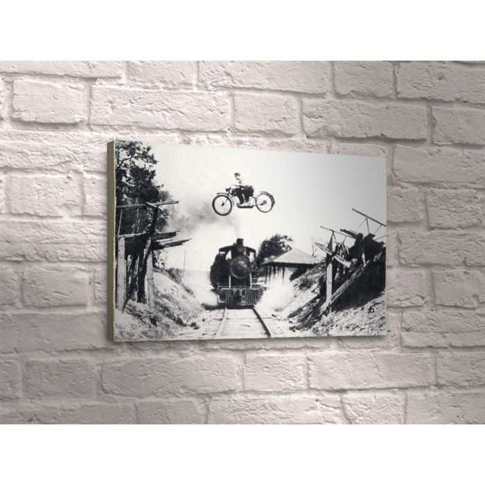 Картина "Мчащийся поезд"