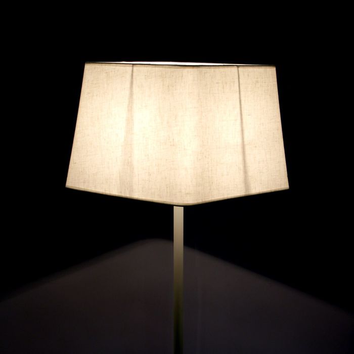 Светильник напольный "Шарм белого" E27 40W 160х38х38 см