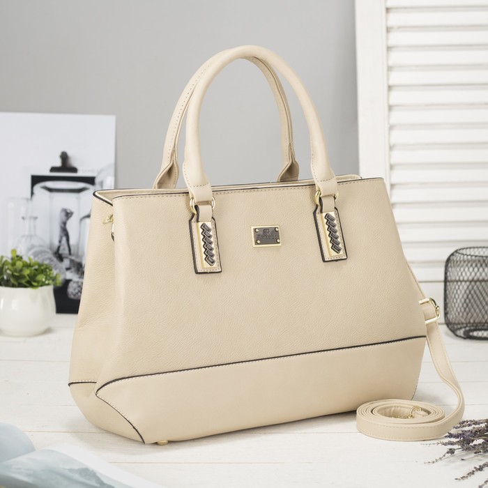 Сумка женская на молнии, 1 отдел с перегородкой, наружный карман, длинный ремень, цвет молочный