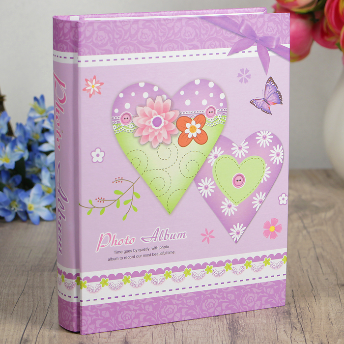 Фотоальбом на 100 фото 10х15 см "Сердечки" объемная картинка в коробке МИКС 26х20,5х5,5 см