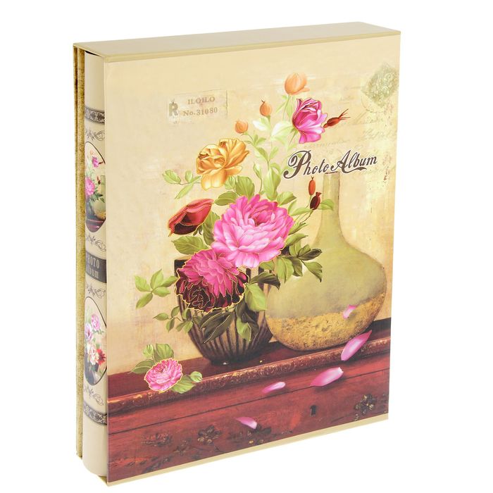 Фотоальбом на 200 фото 13х18см "Цветы в вазе" золотая обводка в коробке МИКС 29,5х23х5,5см