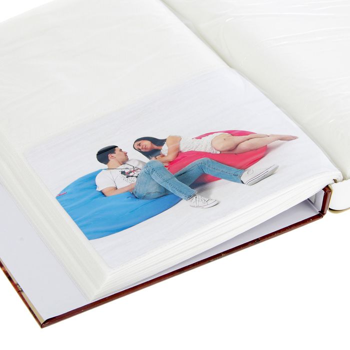 Фотоальбом на 200 фото 13х18см "Цветы в вазе" золотая обводка в коробке МИКС 29,5х23х5,5см