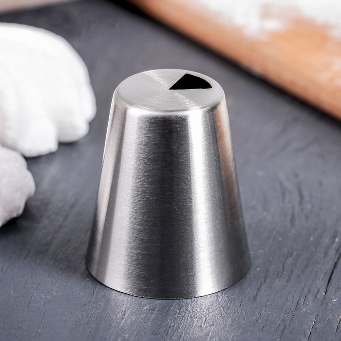 Насадка кондитерская d=3,7 см "Треугольник"