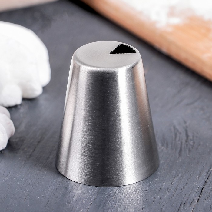 Насадка кондитерская d=3,7 см "Треугольник зубчики"