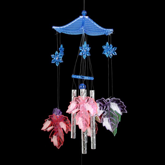 Музыка ветра пластик "Кленовые листья" 4 трубочки + 7 фигурок МИКС 60 см