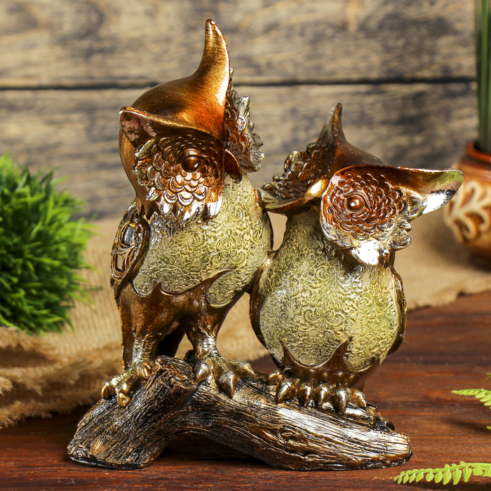 Сувенир полистоун "Семейство филинов на бревнышке" 20х16х7,5 см