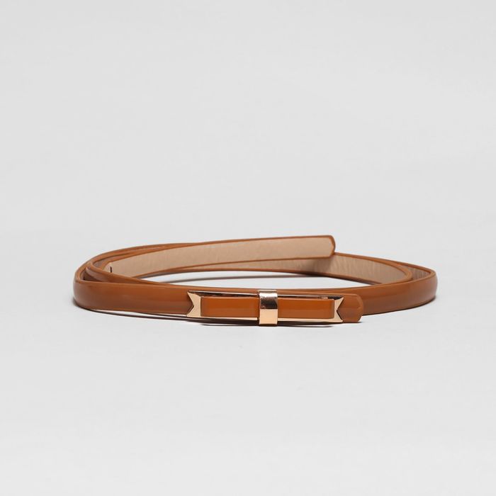 Ремень женский, гладкий, пряжка золото, ширина - 0,8 см, цвет рыжий