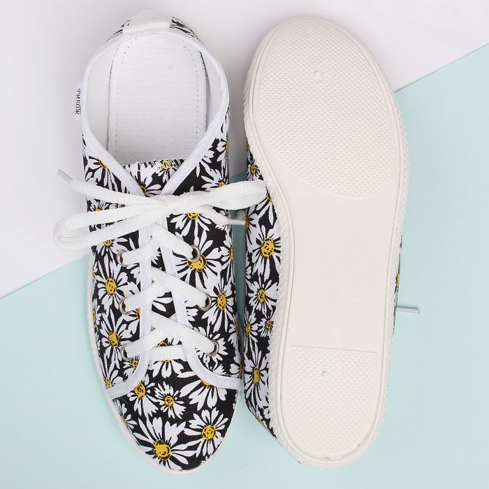 Кеды женские "Ромашки" (черный) (р. 37)