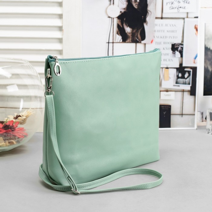 Сумка женская "Классика", отдел на молнии, регулируемый ремень, цвет мятный