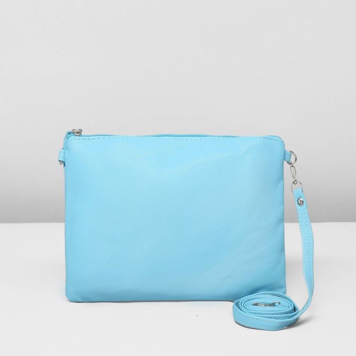 Клатч женский, отдел на молнии, длинный ремень, цвет голубой