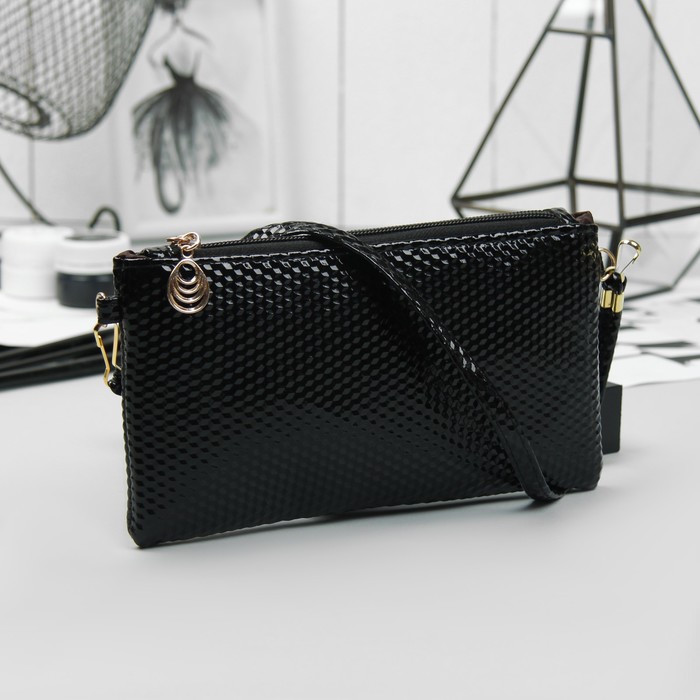 Клатч женский на молнии, 1 отдел, длинный ремень, цвет чёрный