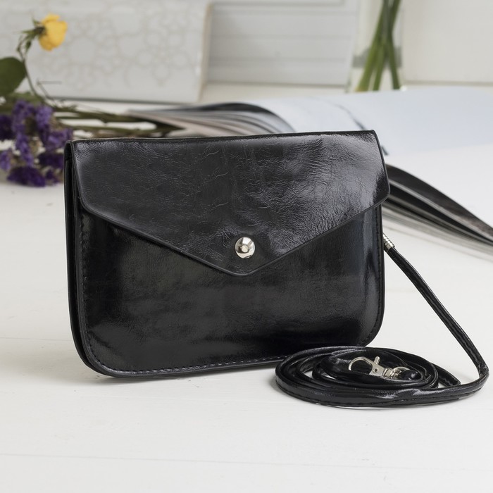 Сумка женская "Шарм", 3 отдела на клапане, длинный ремень, цвет чёрный