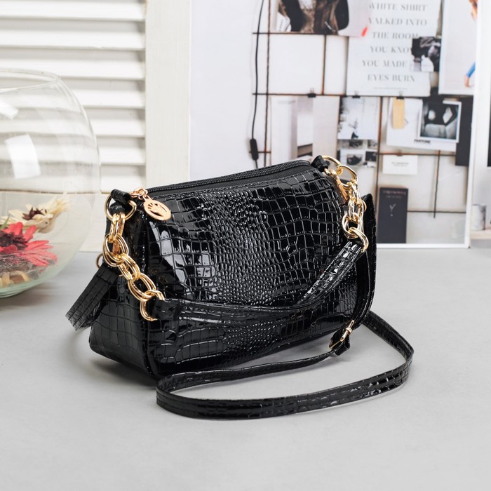 Сумка женская, отдел на молнии, наружный карман, длинный ремень, цвет чёрный