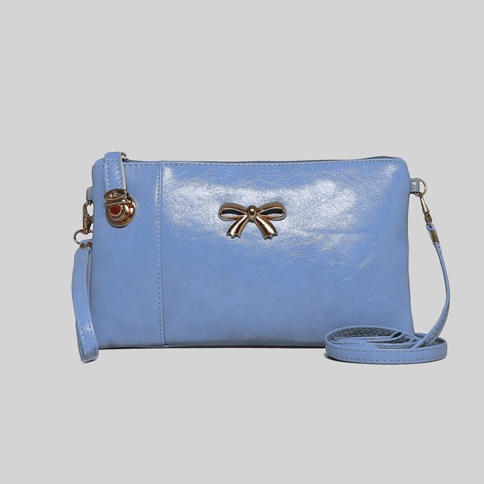 Клатч на молнии, 1 отдел с перегородкой, наружный карман, ручка, длинный ремень, цвет голубой