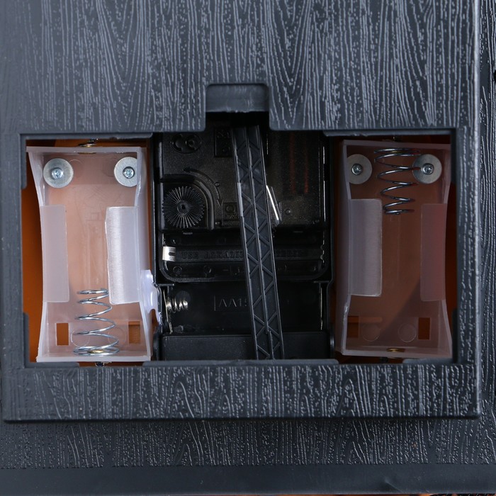 Часы настенные с кукушками коричневые 30*34см пластик