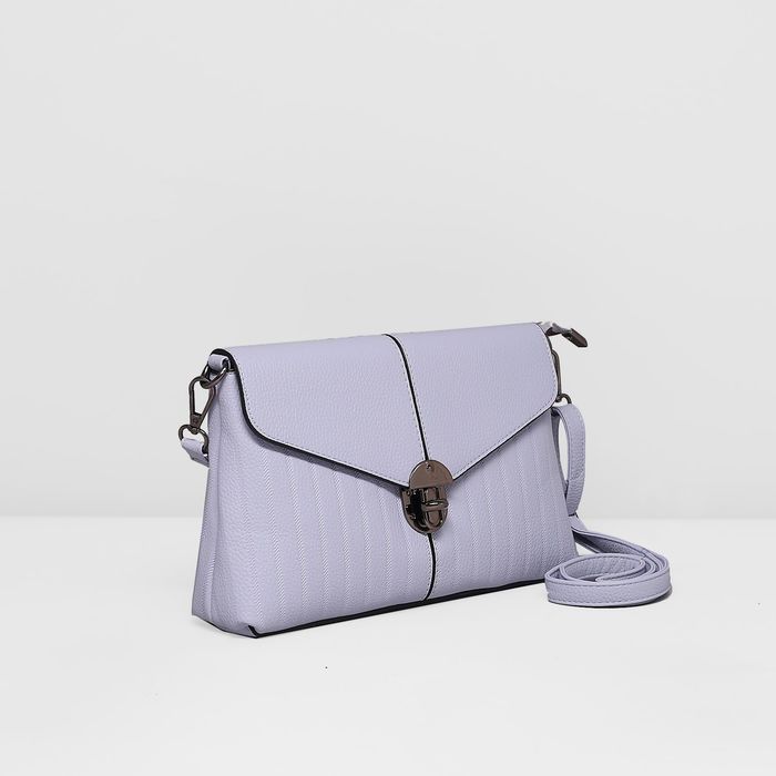 Сумка женская на молнии, 1 отдел с перегородкой, наружный карман, регулируемый ремень, цвет сиреневый