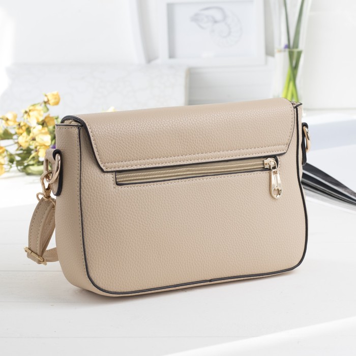 Сумка женская на молнии, 1 отдел с перегородкой, наружный карман, регулируемый ремень, цвет пудра