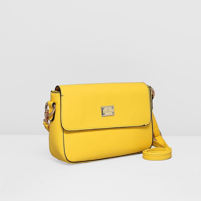 Сумка женская на молнии, 1 отдел с перегородкой, наружный карман, регулируемый ремень, цвет жёлтый