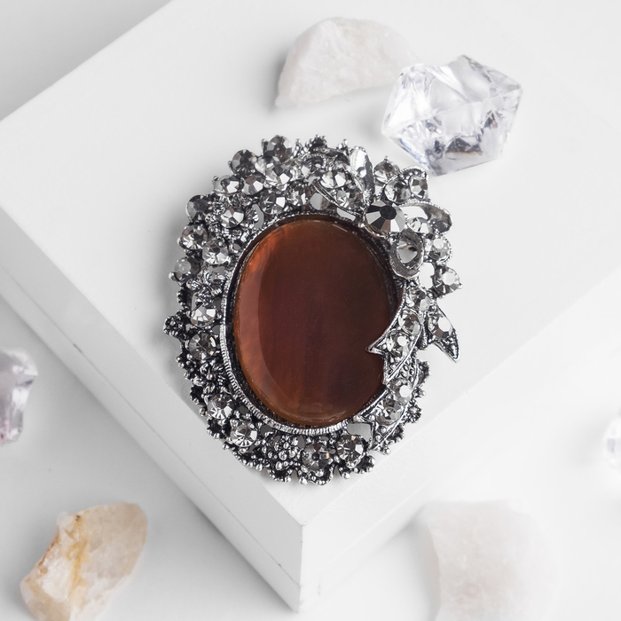 Брошь императрица "Сердолик"