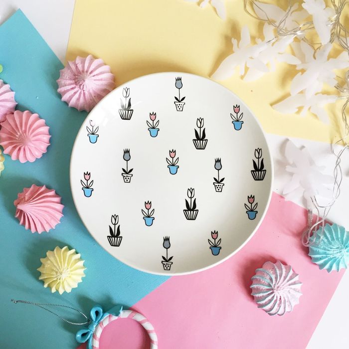 Тарелка 22 см "Тюльпаны"