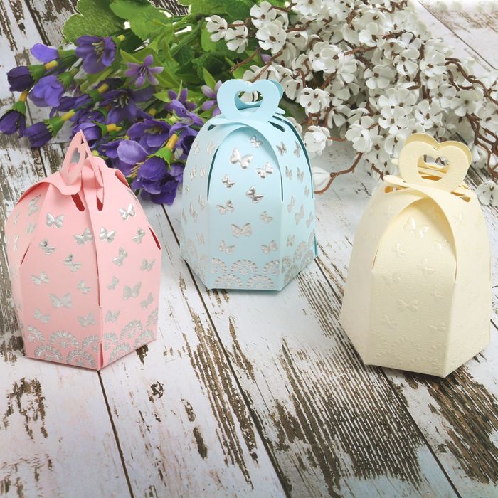 Коробочка подарочная под кольцо/серьги "Купол с бабочками" 6*6*9, цвет МИКС