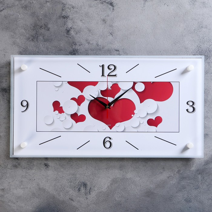 фото Часы настенные, серия: люди, "сердечки", 52х26 см рубин