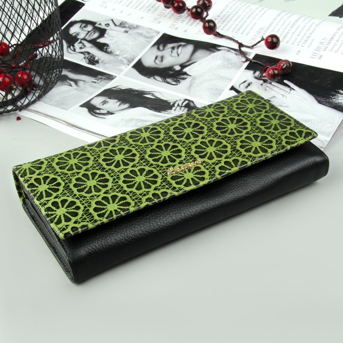 Кошелёк женский, 4 отдела, для карт, 2 отдела рамка, наружный карман, цвет зелёный