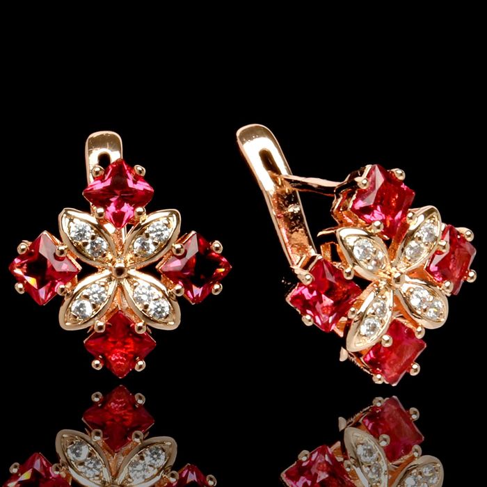 Серьги "Циркон" позолота, ромб, цвет малиновый