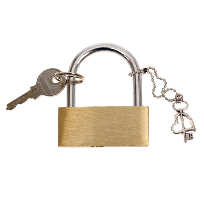 Замок свадебный с доп. элементом "Жить в любви и в мире, и в своей квартире"