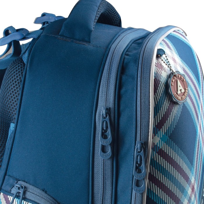 Ранец жесткокаркасный TIGER FAMILY 2 отделения, 41x31x23 см, 20 л