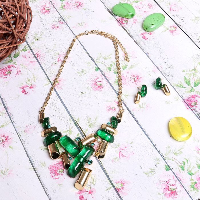 Набор 2 предмета: серьги, колье "Абстракция", цвет зелёный в золоте