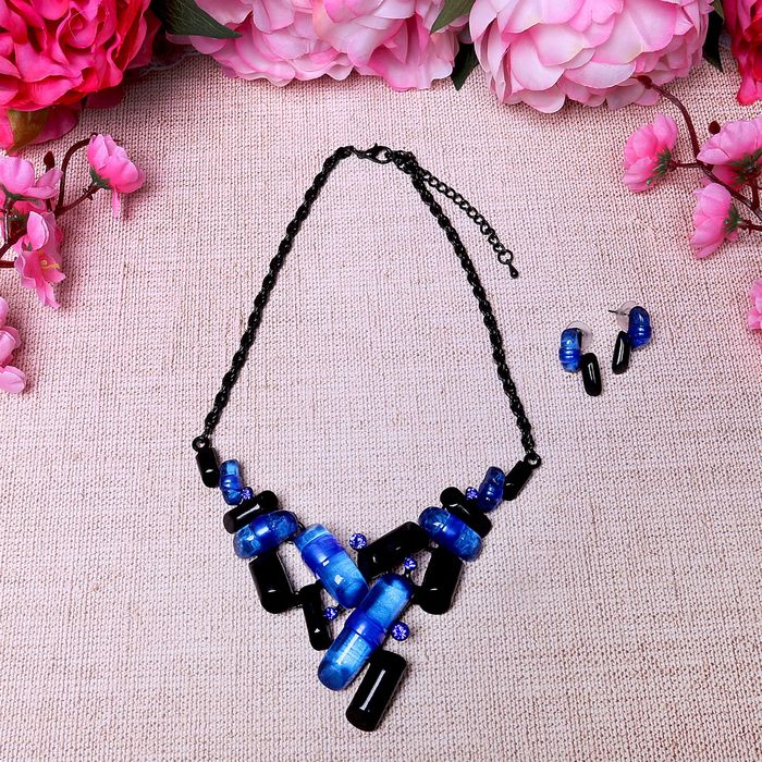 Набор 2 предмета: серьги, колье "Абстракция", цвет синий в чёрном металле