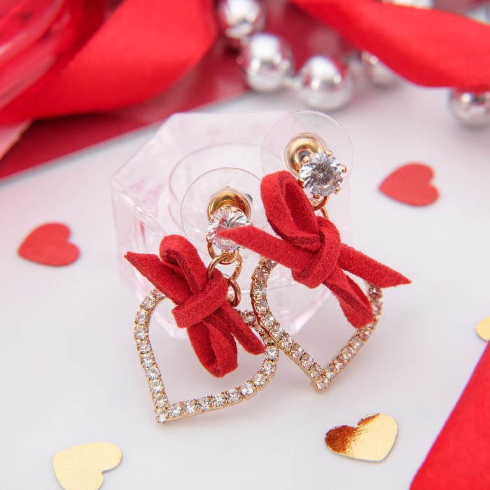 Серьги ассорти "Сердце" с бантиком, цвет бело-бордовый в золоте