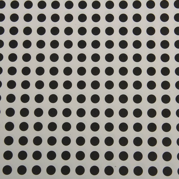 Бумага упаковочная "Черные кружочки", 52 х 75 см