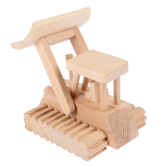 Сувенир деревянный "Трактор гусеничный"