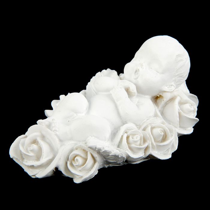 Сувенир полистоун "Ангелочек спящий в розах" МИКС 3,8х8,2х5,3 см