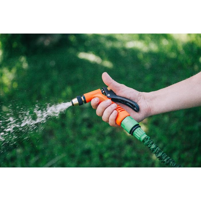 Пистолет-распылитель, штуцер, металлический наконечник, пластик