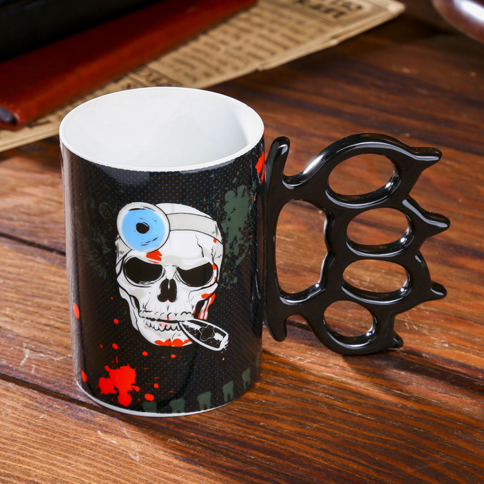 Кружка керамика кастет "Дантист со стажем" 320 мл