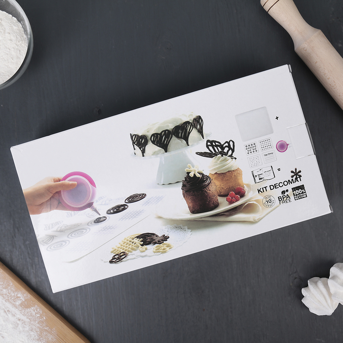 Набор кондитерский для айсинга, 9 предметов: 4 трафарета, коврик, кондитерский мешок, 3 насадки