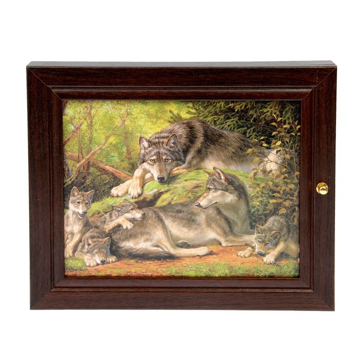 Ключница "Волки" венге 26х31 см