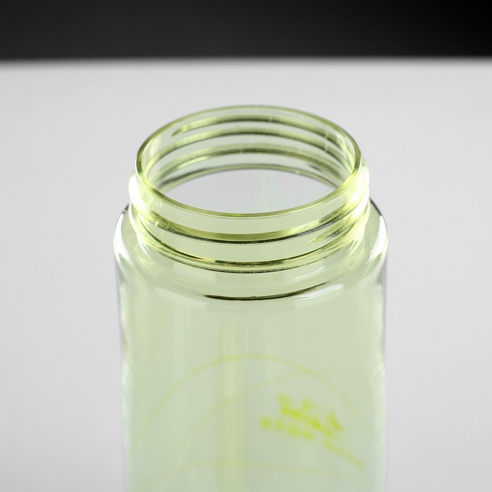 Бутылка для воды с поильником в винтовой крышке, 500 мл, микс